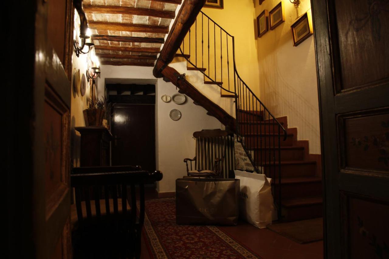 Sassi Bianchi Guest House Sensano Exterior photo